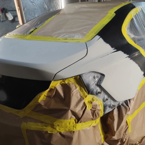 lakiernik samochodowy