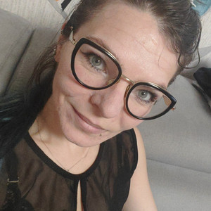 Mirela Kik