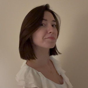 Calm Finance Studio.