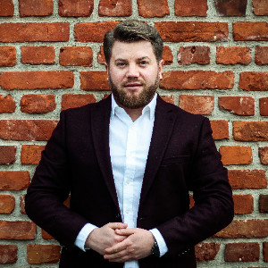 Jakub Staszkiewicz Finance