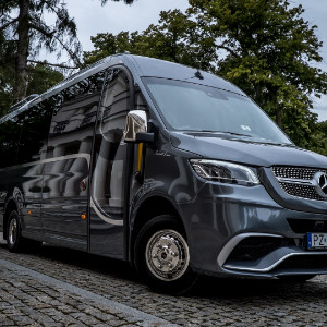 BUS KAR Wojciech Karwowski